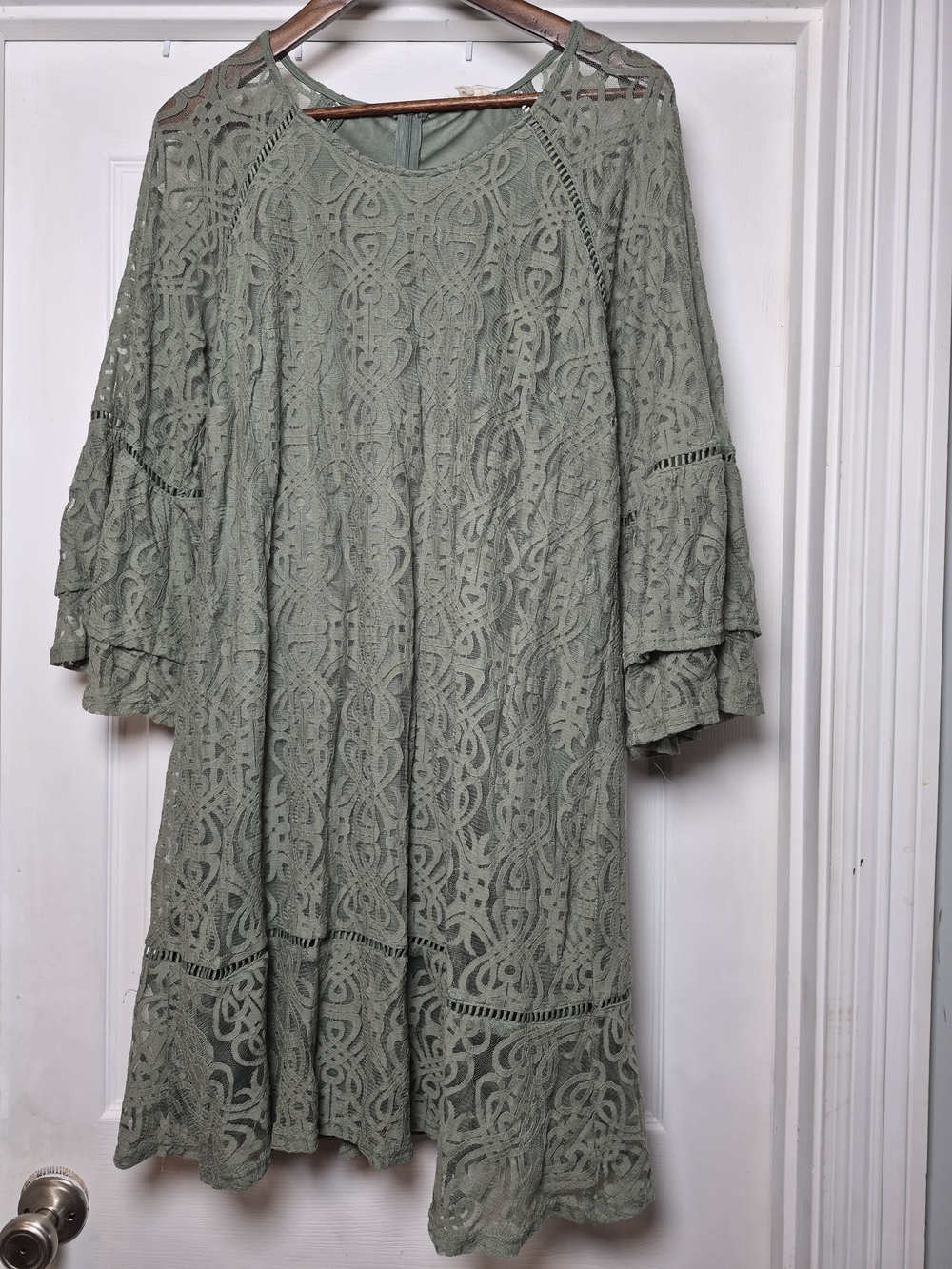 Kings Road Boho Lace Tiered Swing Top 1x